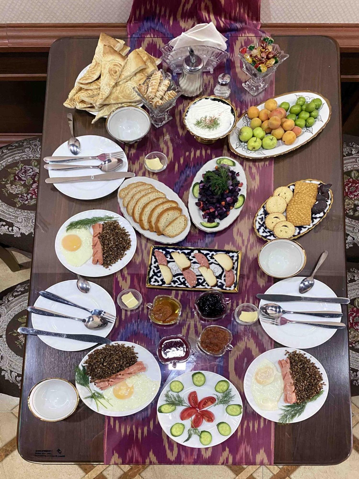 Polvon Ota Hotel 히바 외부 사진