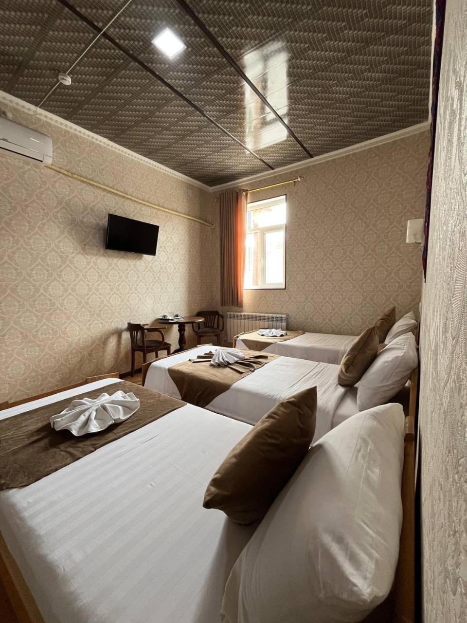 Polvon Ota Hotel 히바 외부 사진